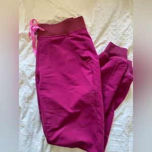 Xs figs jogger regular length
